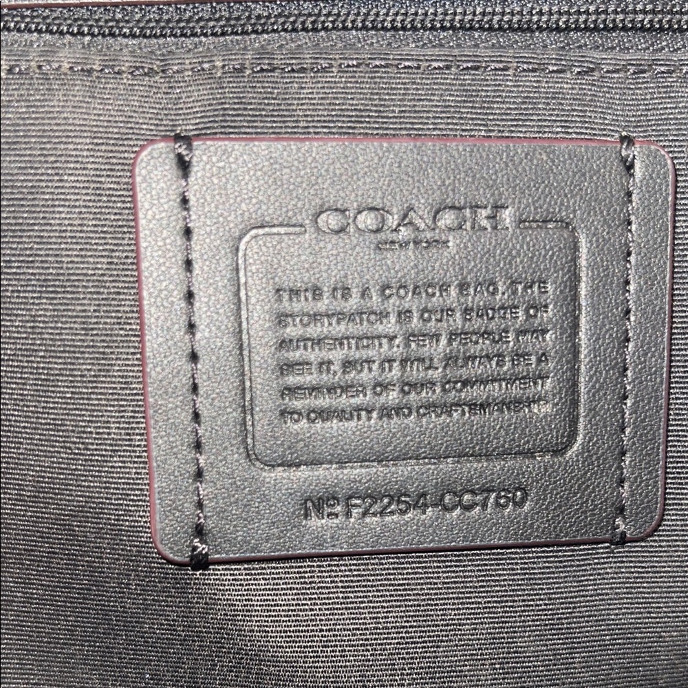 Reversible Coach City Tote Leopard Print and Signature Canvas Interior - Picture 6 of 6
